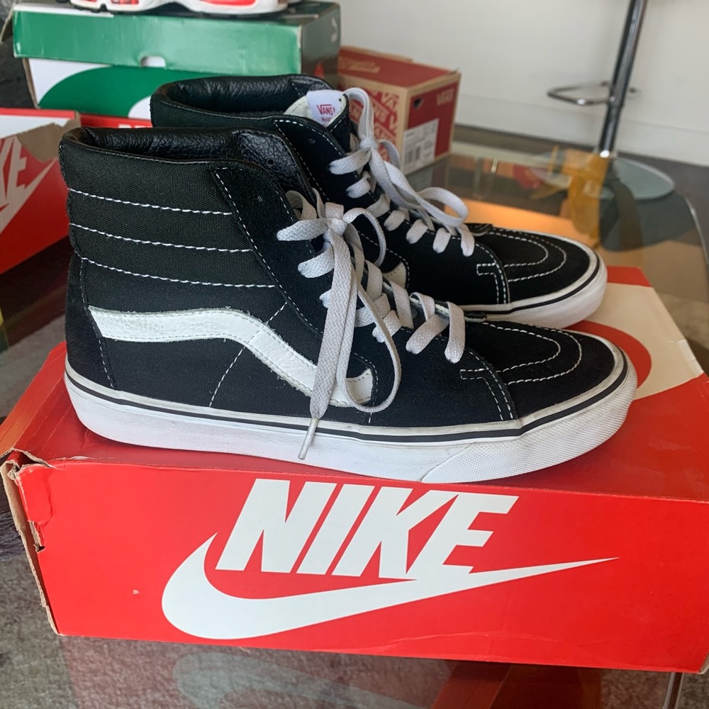 Vans Sk8-Hi Black Suede